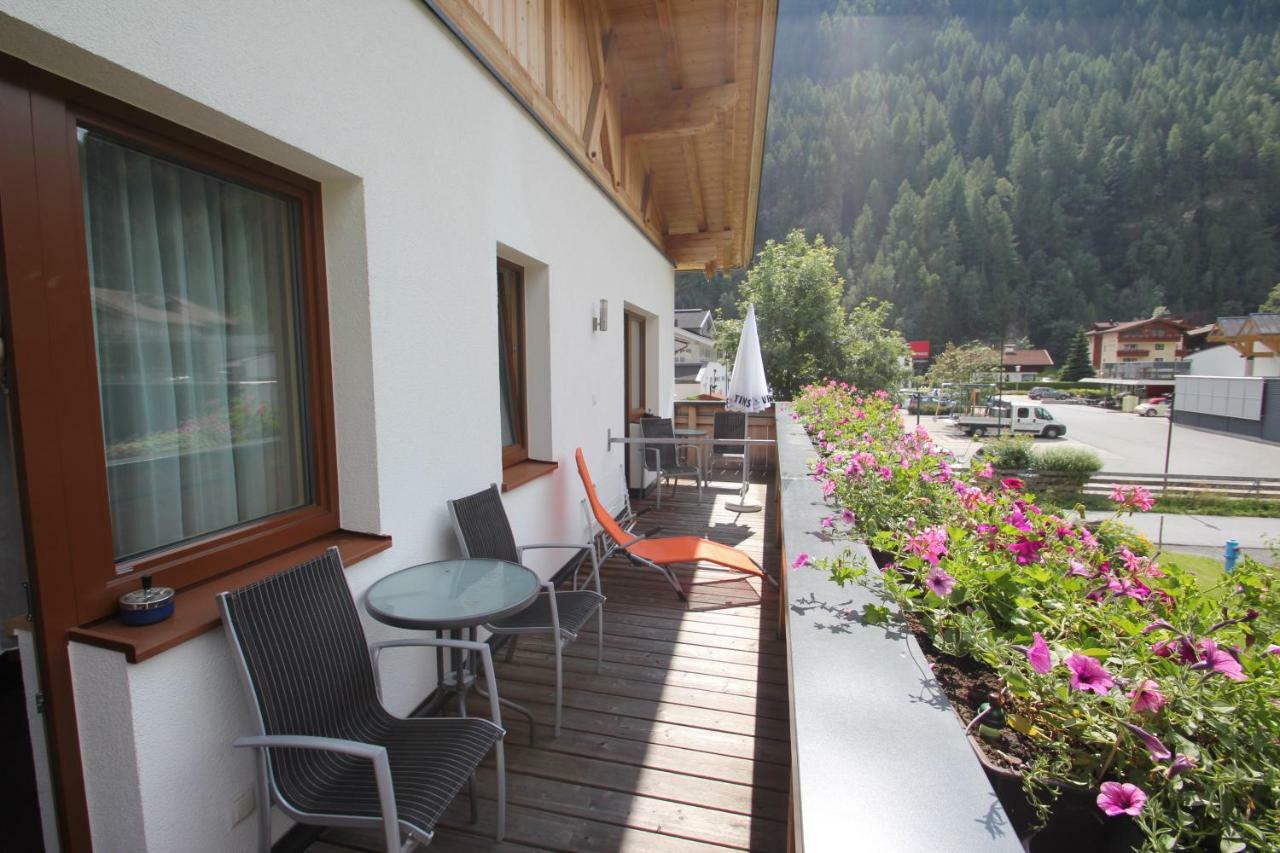 Landhaus Zell Längenfeld Exterior foto